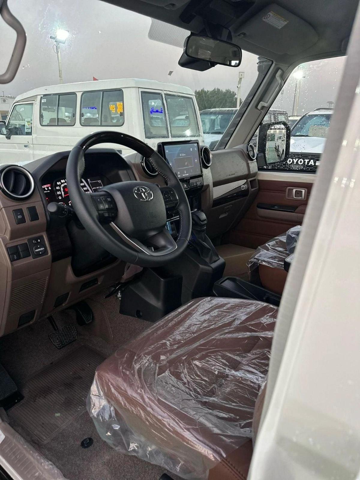 Toyota Land Cruiser 70 LX 2.8L LX 2.8L-13-13