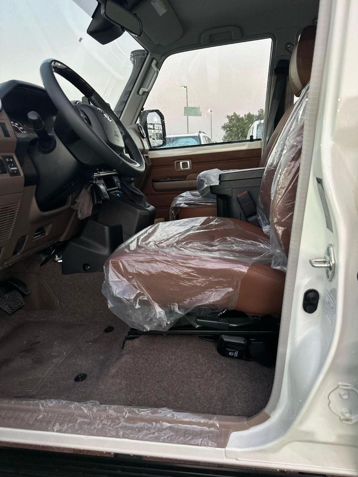 Toyota Land Cruiser 70 LX 2.8L LX 2.8L-14-14