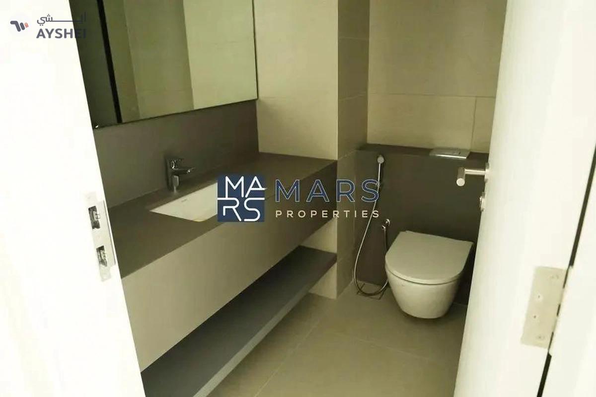 Modern Home with Beautiful Features β A Must-See!-0-landscape