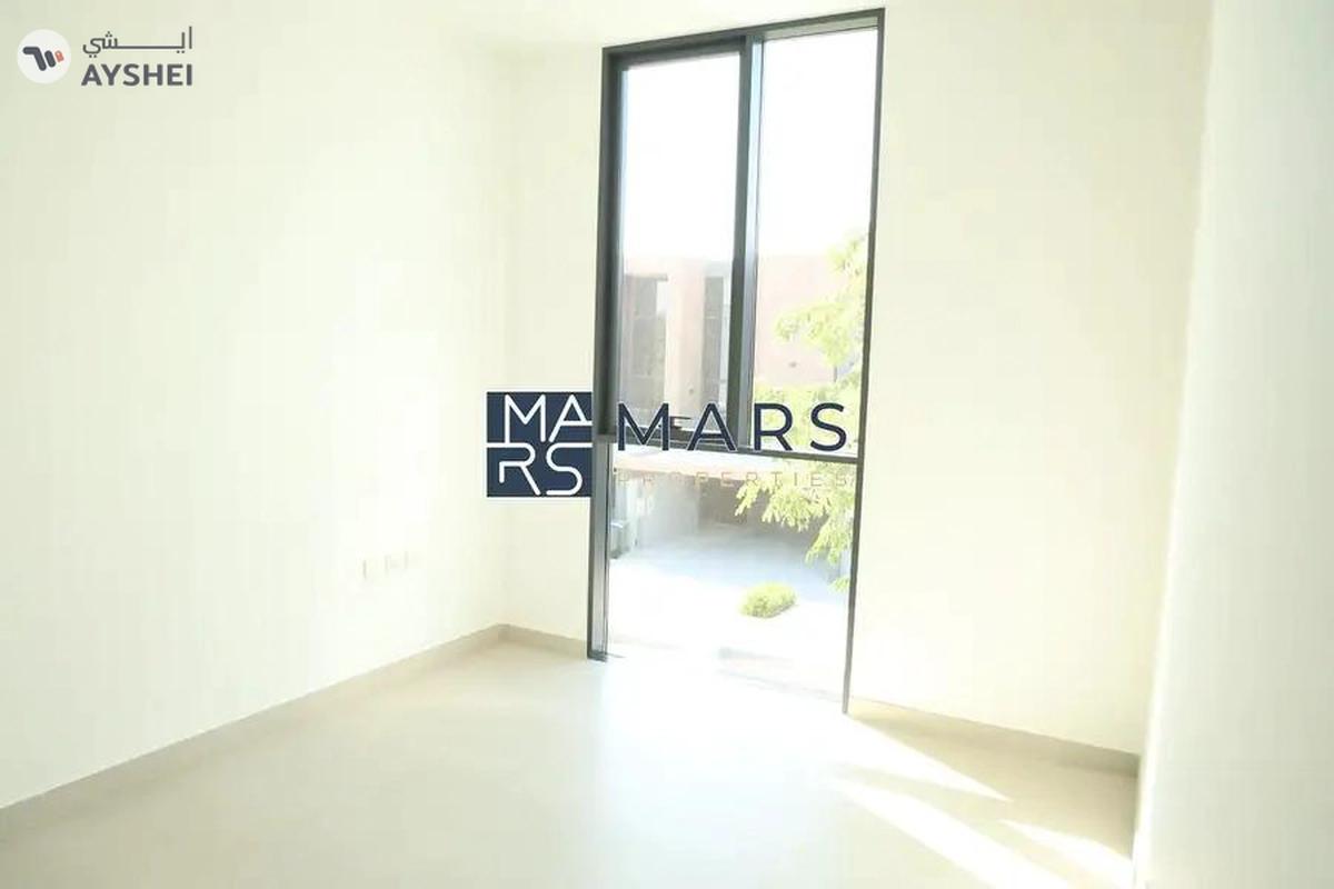 Modern Home with Beautiful Features β A Must-See!-1-landscape