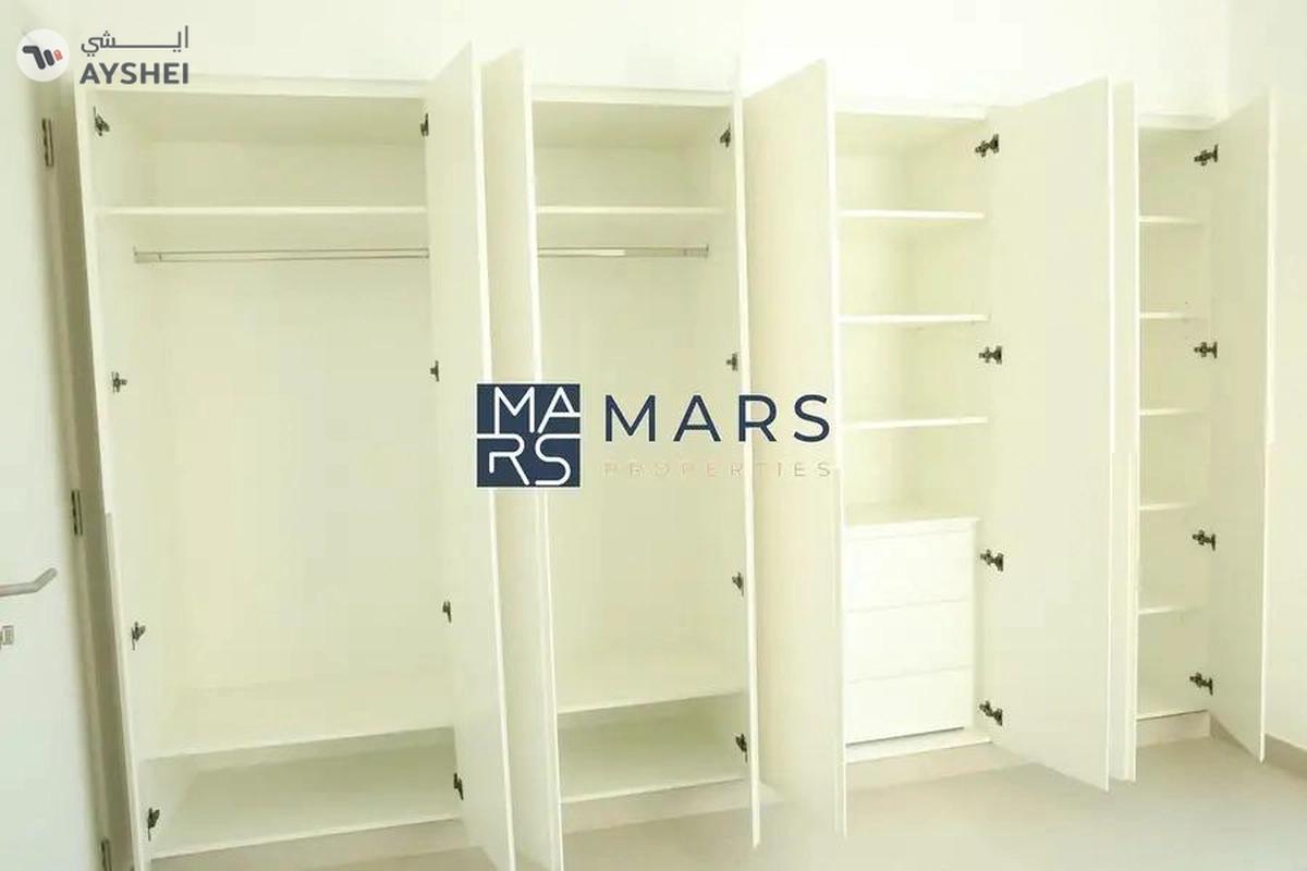 Modern Home with Beautiful Features β A Must-See!-4-4