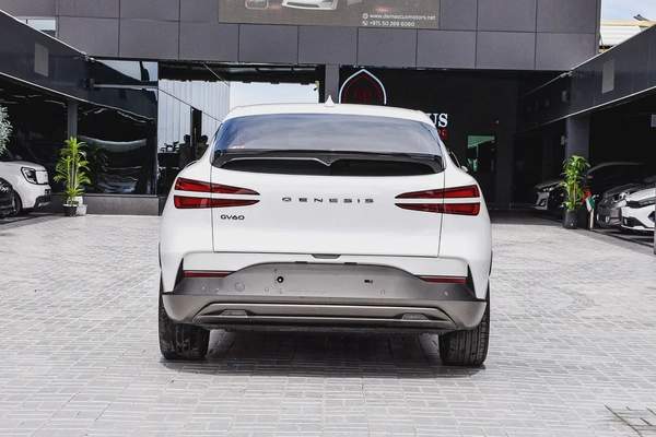 Genesis GV70 Electric 2022 | Korean Specs | Clean Title | 26K KM | White | جينسس GV70 كهرباء 2022