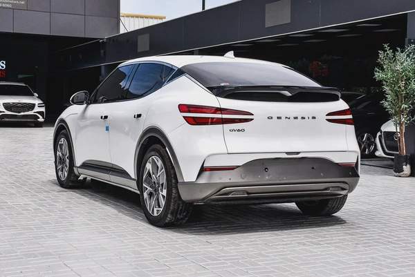Genesis GV70 Electric 2022 | Korean Specs | Clean Title | 26K KM | White | جينسس GV70 كهرباء 2022