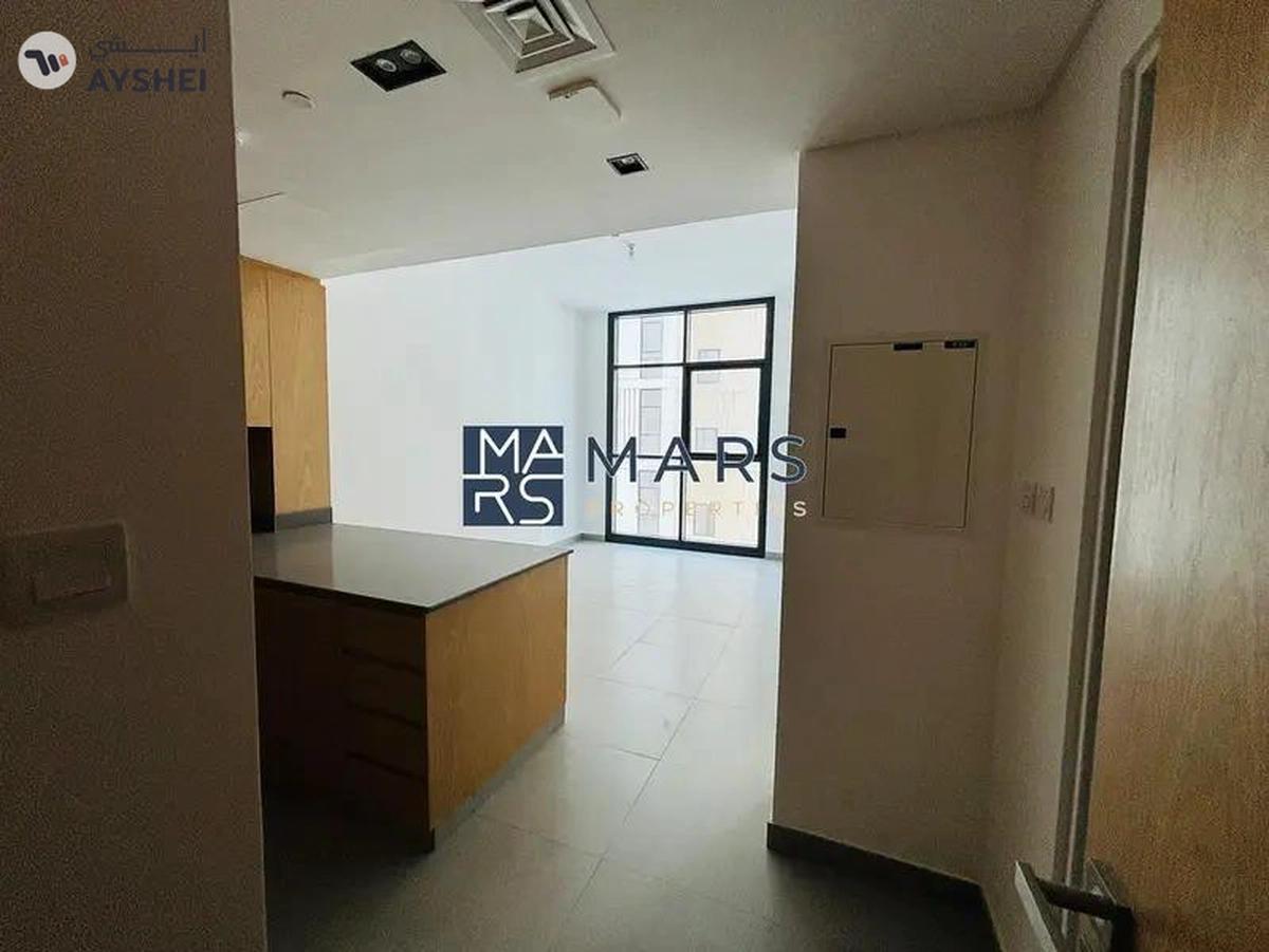 Stunning New 1BHK Apartment in Prime Location-0-landscape