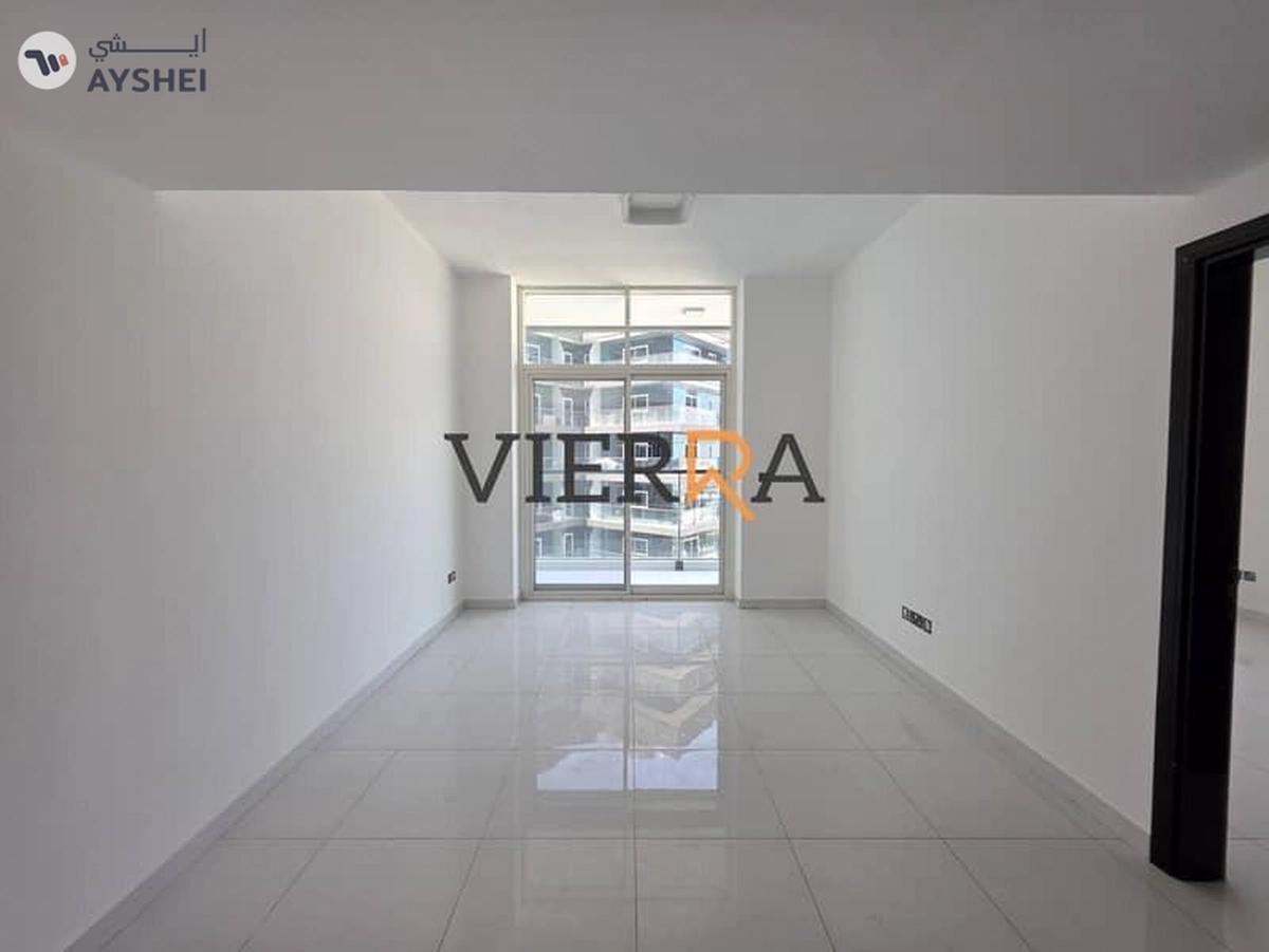 Spacious | Vacant | Prime Location l Perfect View-0-0