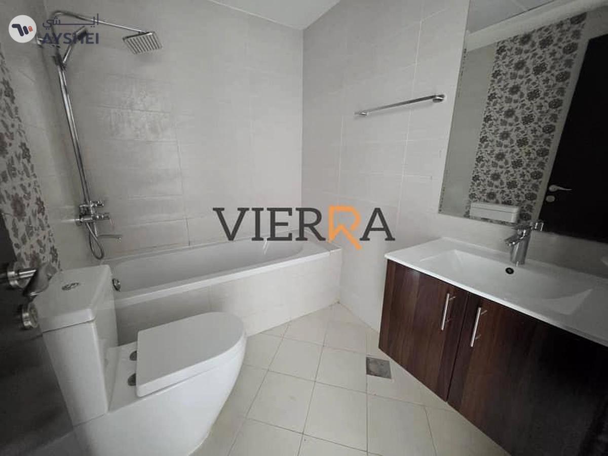 Spacious | Vacant | Prime Location l Perfect View-6-6