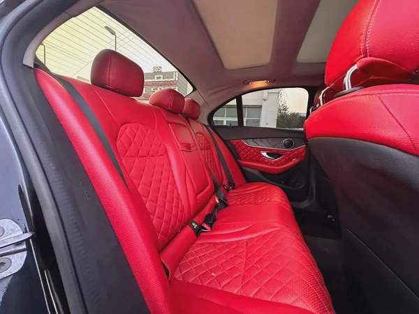 Mercedes-Benz C 300 AMG 2019 - American Specs