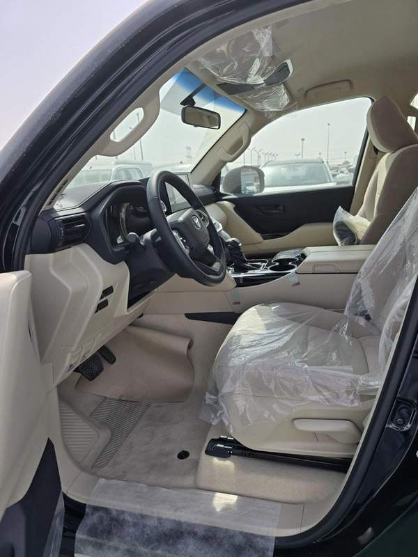 Toyota Land Cruiser GXR 4.0L TOYOTA LAND CRUISER GXR GCC SPECS 4.0L 2026 MODEL