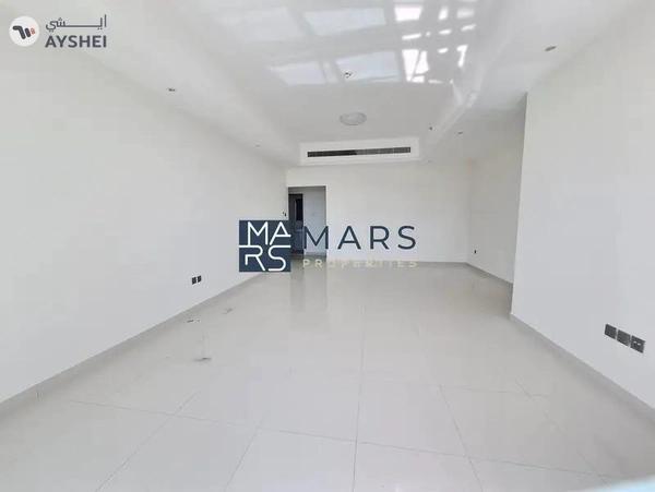 Free AC,Best Quality Living ,Sea View,Free Parking