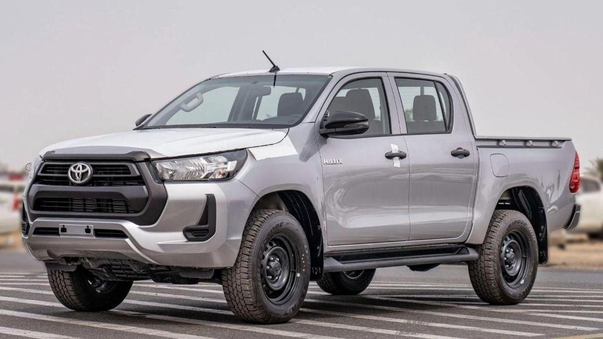 Toyota Hilux Hilux SR5 2.4 Diesel mid option MT2025-0-0