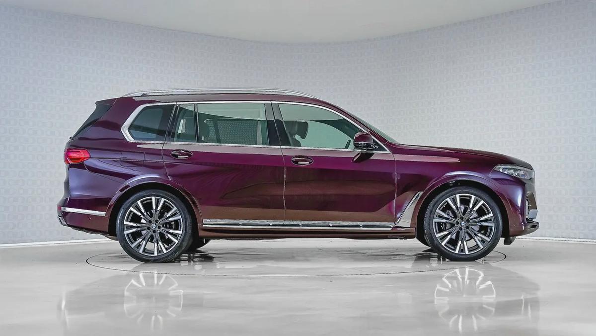 Special Offer | AED 3,376 PM | Low KM, Full Individual Option | X7 xDrive40i Exclusive Individual-3-3