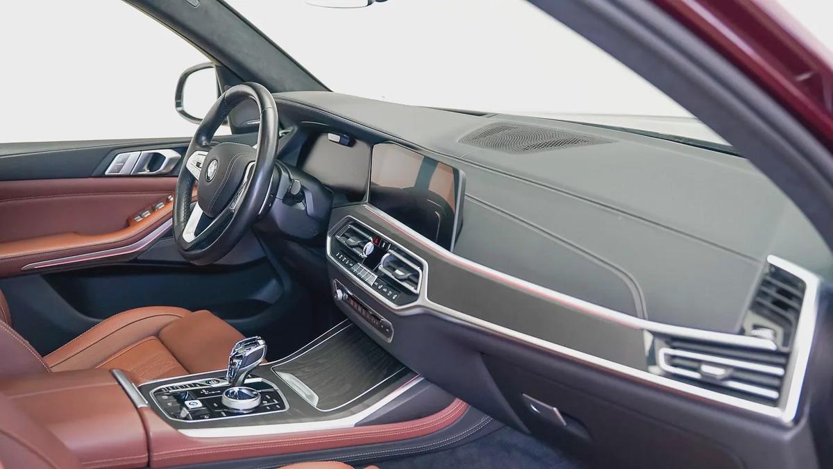 Special Offer | AED 3,376 PM | Low KM, Full Individual Option | X7 xDrive40i Exclusive Individual-6-6