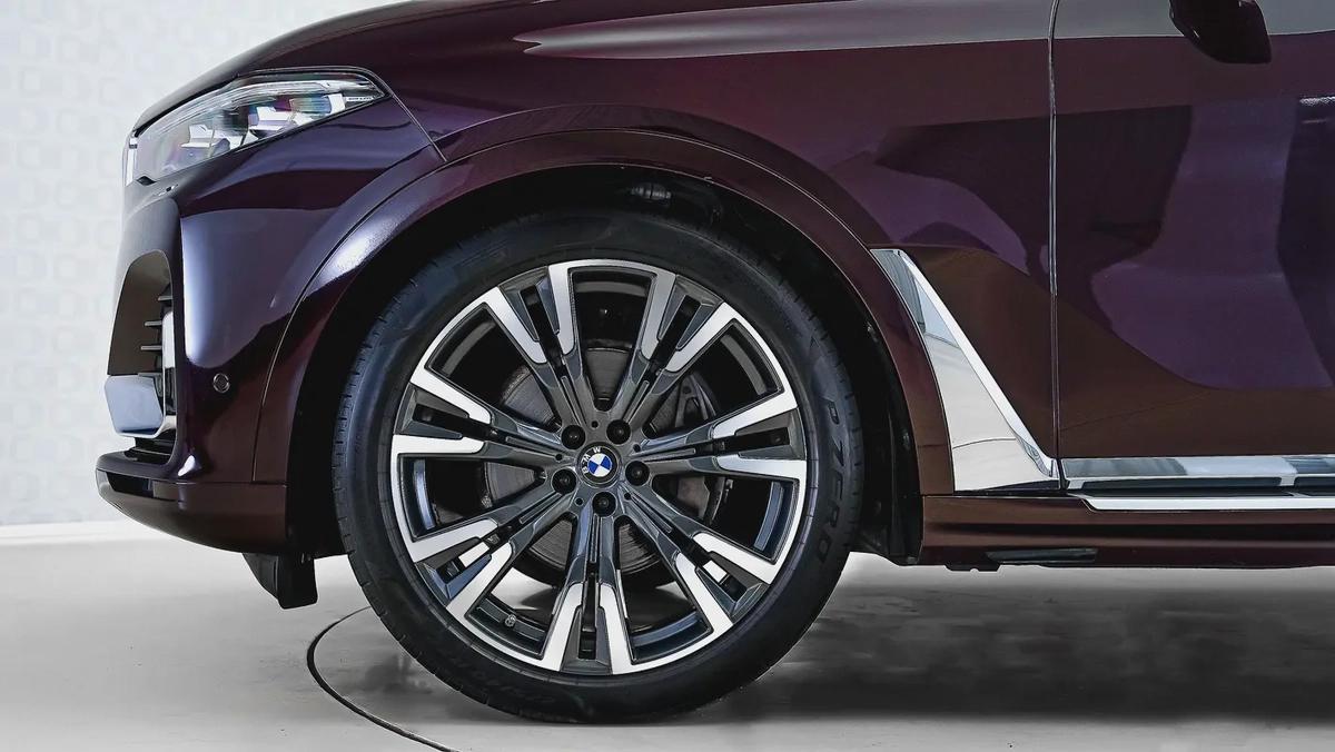 Special Offer | AED 3,376 PM | Low KM, Full Individual Option | X7 xDrive40i Exclusive Individual-11-11