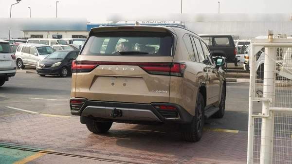 Lexus LX600 3.5L V6