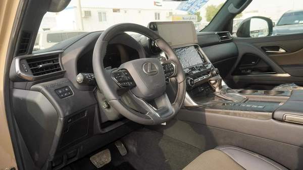 Lexus LX600 3.5L V6