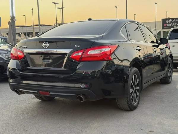 نيسان التيما SV 2017 وراد أمريكي