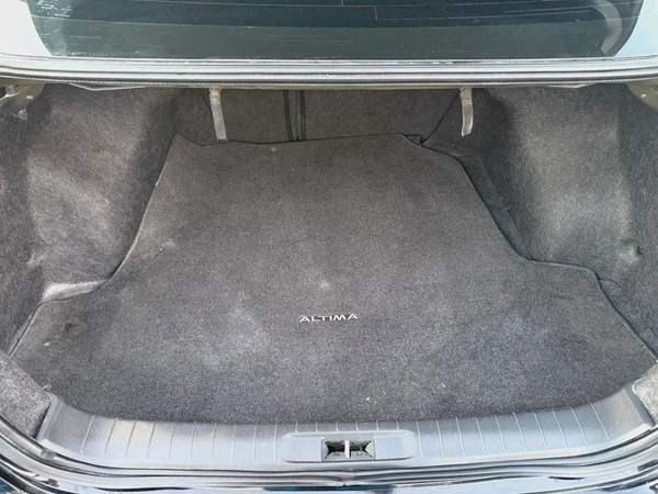 نيسان التيما SV 2017 وراد أمريكي