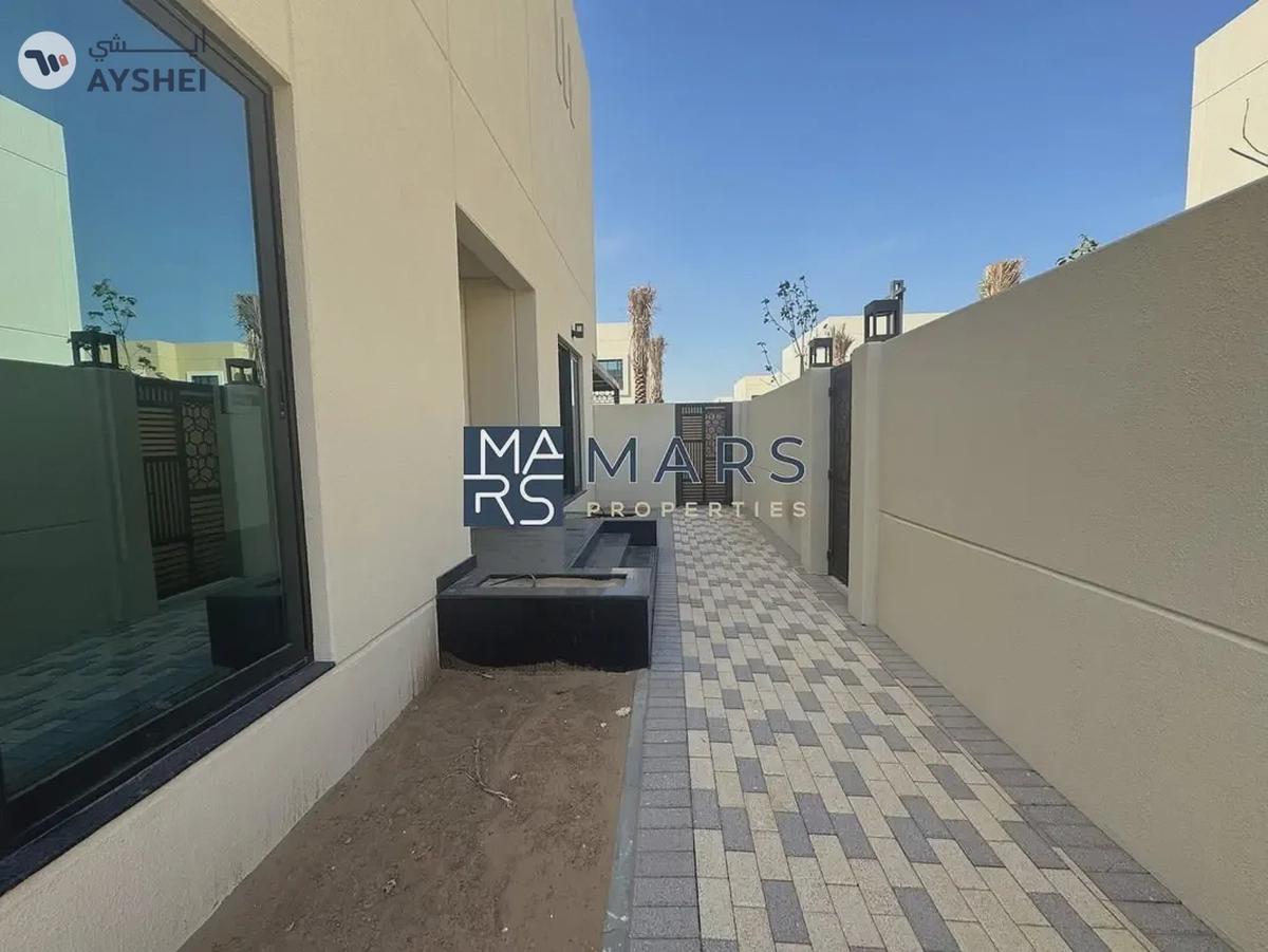 Brand New End Unit | In Lavish Community-10-10