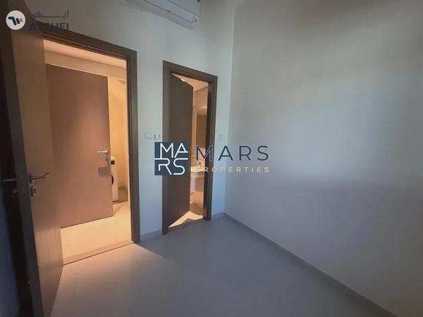 Brand New End Unit | In Lavish Community