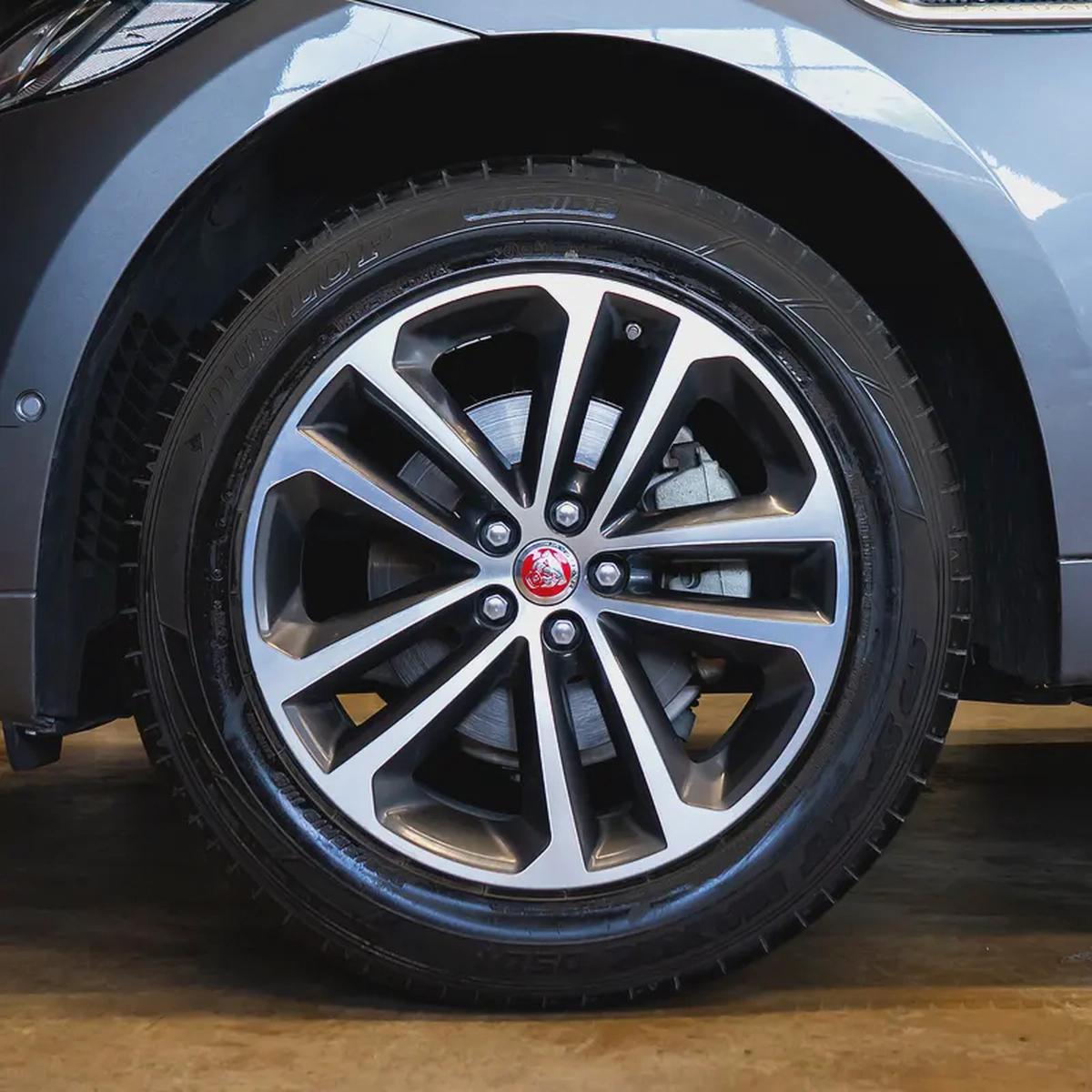 AED 1,532 p.m • 0% Downpayment • Jaguar F-Pace R-Sport • 1 Year Warranty-6-6