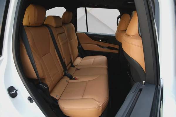 LEXUS LX 600 - 2024 - GCC - AL FUTTAIM WARRANTY TILL 2028 - FULL SERVICE HISTROY - FULLY LOADED