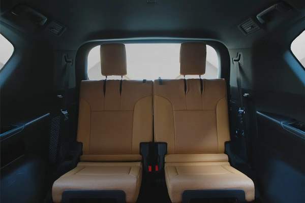 LEXUS LX 600 - 2024 - GCC - AL FUTTAIM WARRANTY TILL 2028 - FULL SERVICE HISTROY - FULLY LOADED