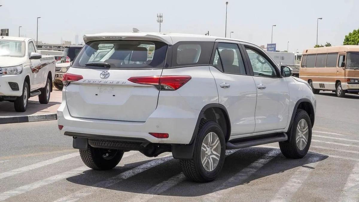 Toyota Fortuner 2026 GCC Specs - Reliable and Spacious SUV-9-9