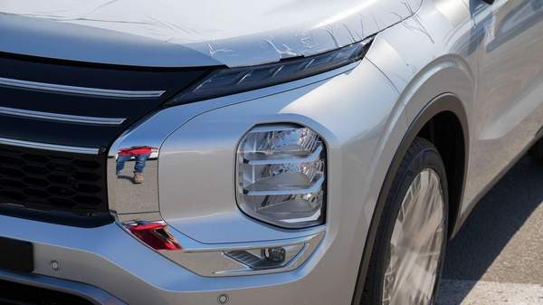 Mitsubishi Outlander Brand New 2026 Mitsubishi Outlander Medium Line (G12) 2.5L | 7-Seater SUV | GCC Spec | Export Only