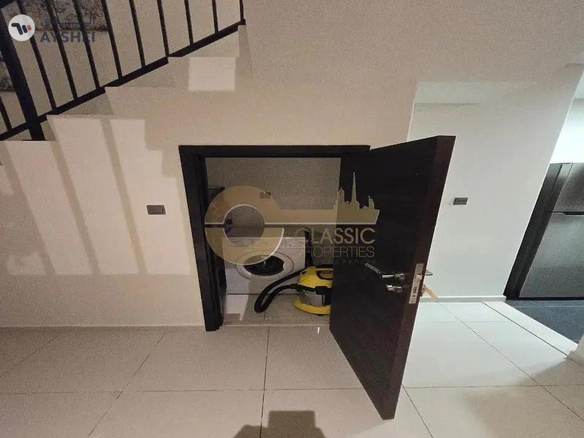 Fully Furnished | Spacious | 4 Bed Townhouse-8-8