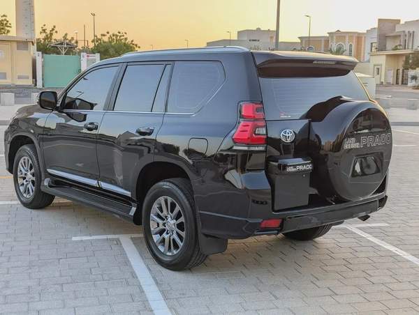 Toyota Prado VXR 2020 GCC Specs - Accident Free - Well Maintained