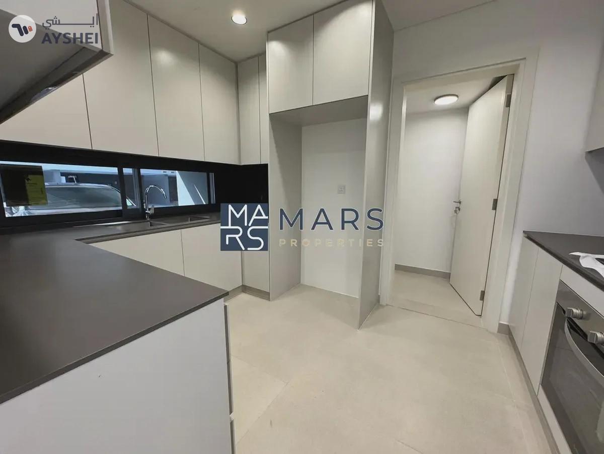 3BR Corner Unit in Green Community-Move-In Ready-18-18