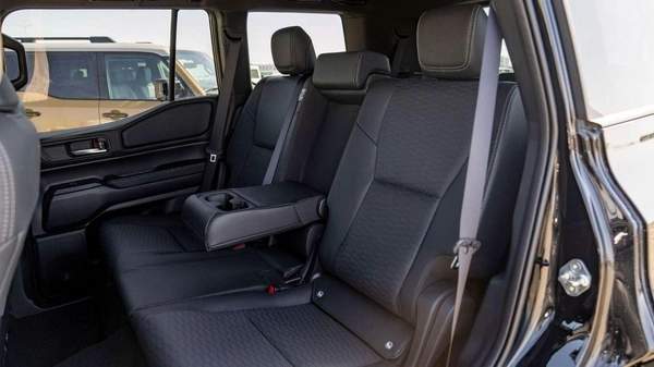 Toyota Prado 250 WX 2.4P AT ADVENTURE MY2025– BLACK