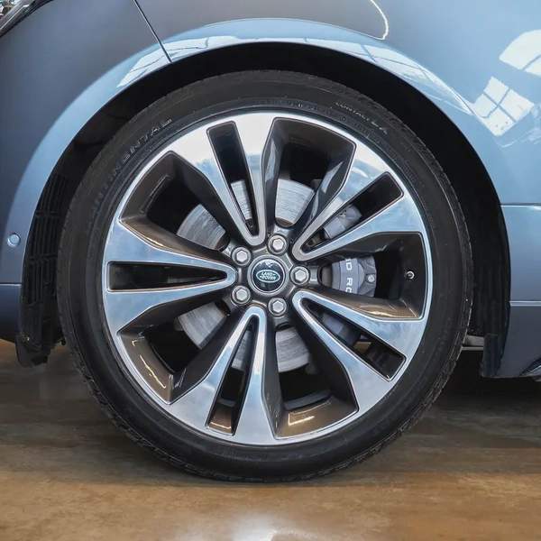 AED 4,082 p.m • 0% Downpayment • Range Rover Agency Service History • 1 Year Warran