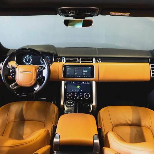 AED 4,082 p.m • 0% Downpayment • Range Rover Agency Service History • 1 Year Warran