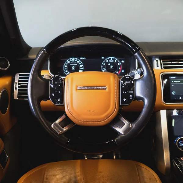 AED 4,082 p.m • 0% Downpayment • Range Rover Agency Service History • 1 Year Warran