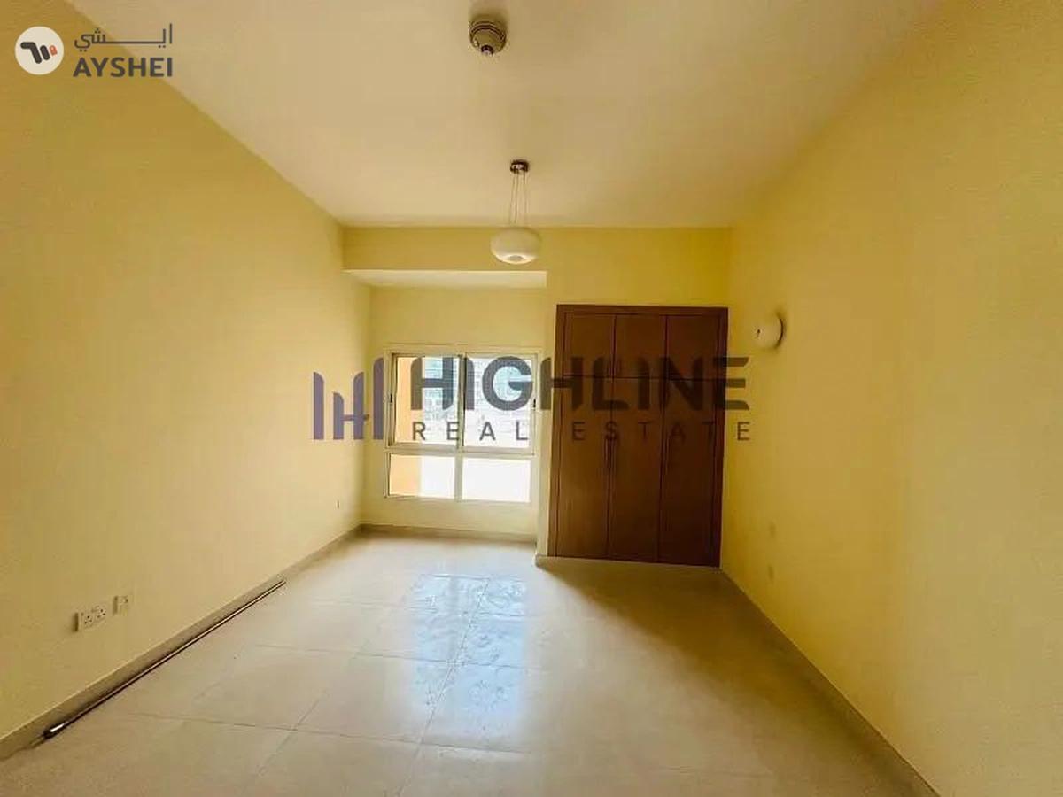 Well-Maintained | Best Family Building | Affordable Luxury-1-landscape