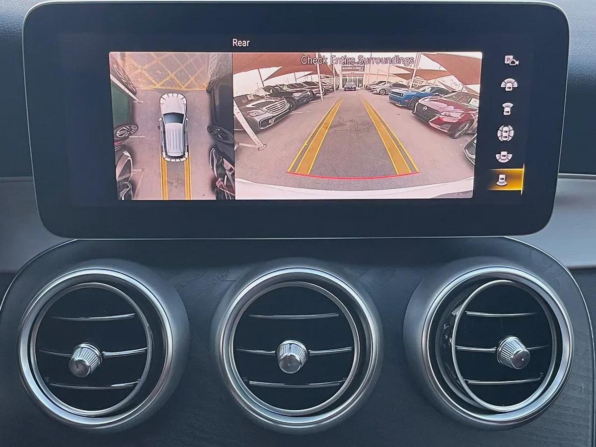 MERCEDES-BENZ - GLC300 - 2021 - V4 - 2,0L - BY TURBO - AMERICAN SPECS VERY GOOD CONDITION-14-14