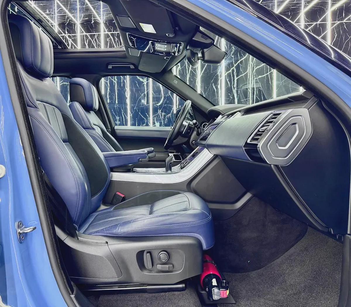 Land Rover Range Rover Sport 2020 GCC specs for 145,000.00 AED-11-11