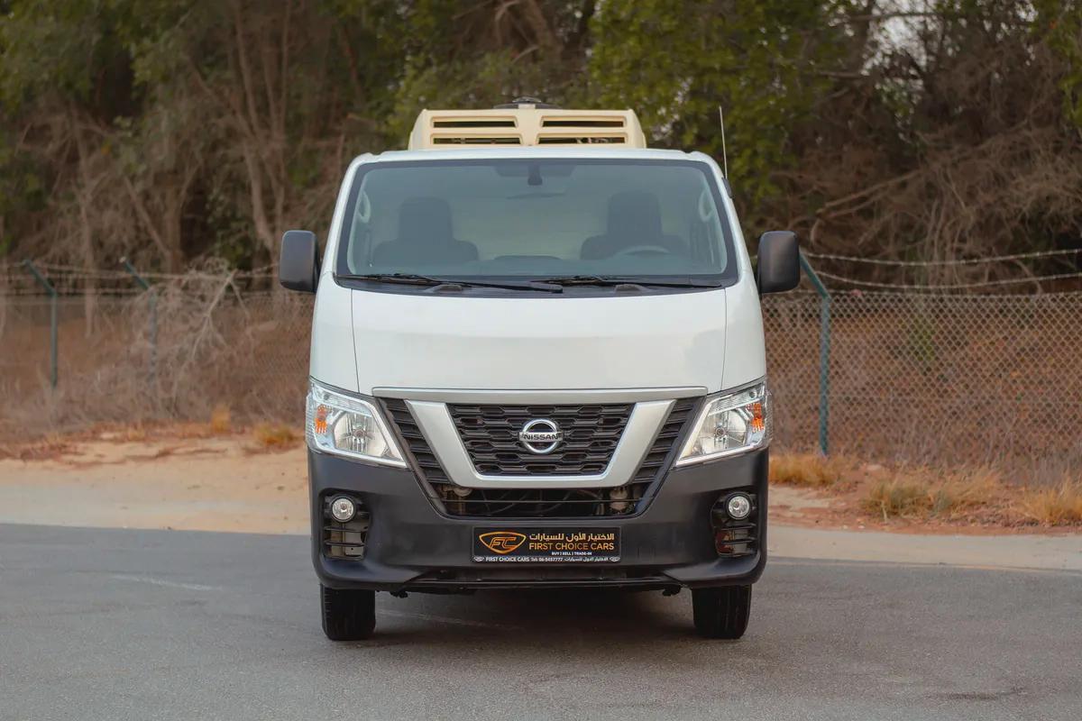 Standard Roof Chiller Van | Manual | GCC Specs | Ref#N32515-4-4