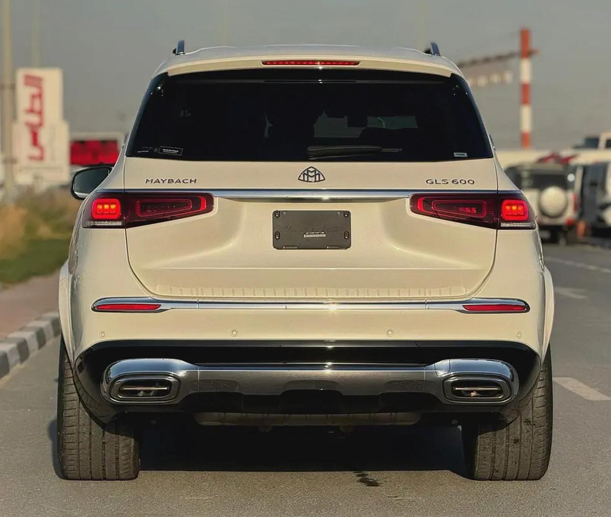 MAYBACH GLS600 | 2023 | MINT CONDITION | FULLY LOADED | FRESH JAPAN IMPORT-4-4