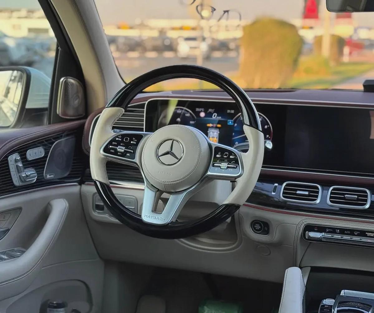 MAYBACH GLS600 | 2023 | MINT CONDITION | FULLY LOADED | FRESH JAPAN IMPORT-18-18