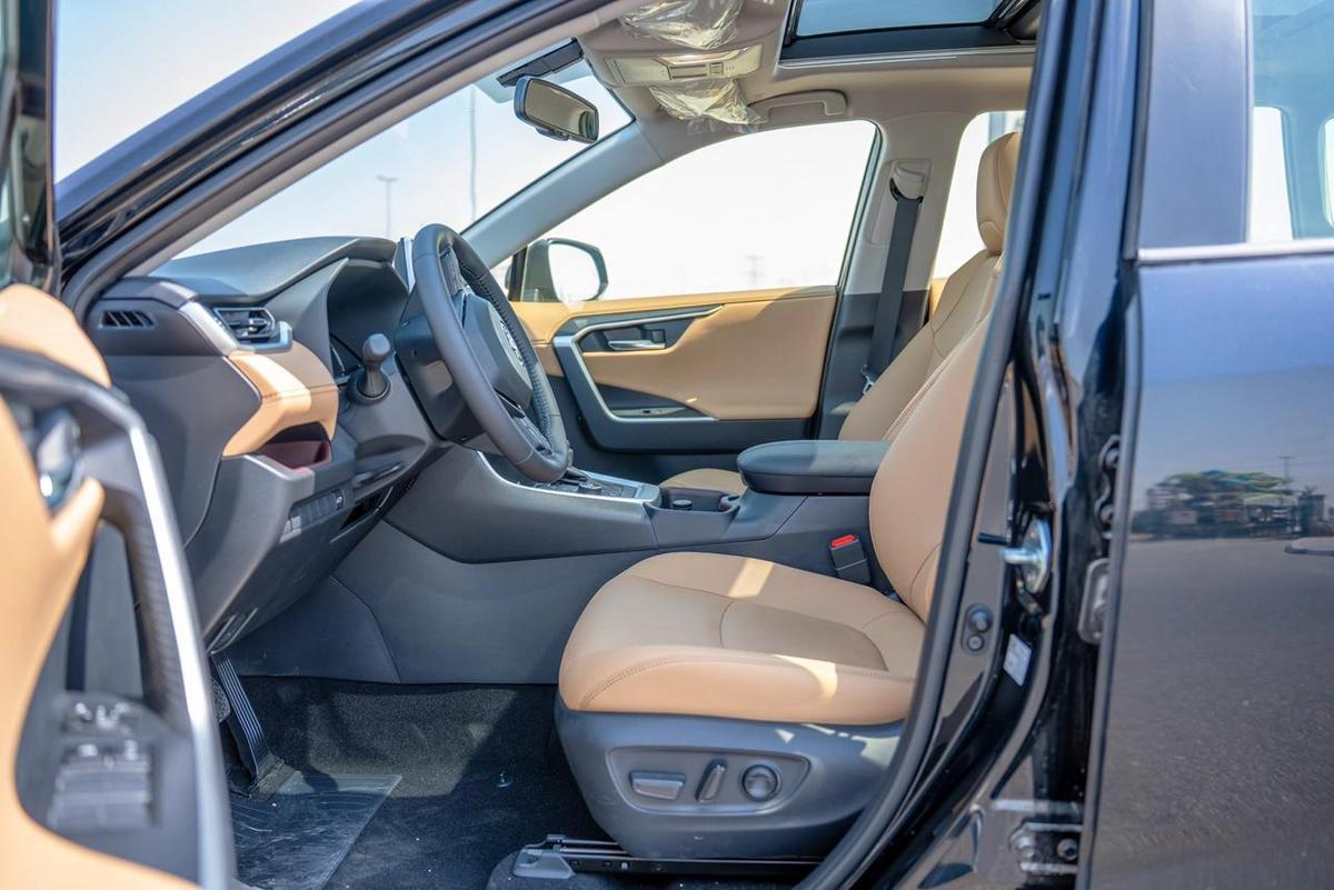 TOYOTA RAV4 2.5L HYBRID PANORAMIC SUNROOF 2025-8-8
