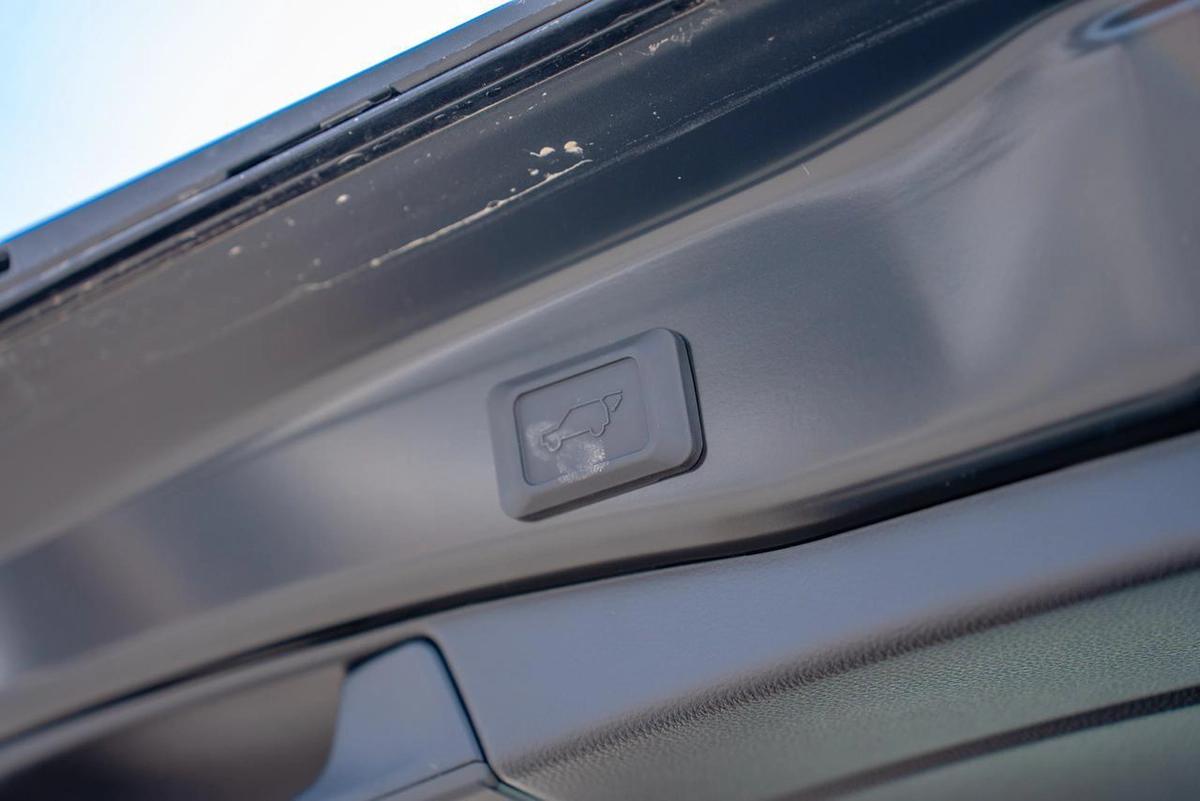 TOYOTA RAV4 2.5L HYBRID PANORAMIC SUNROOF 2025-6-6