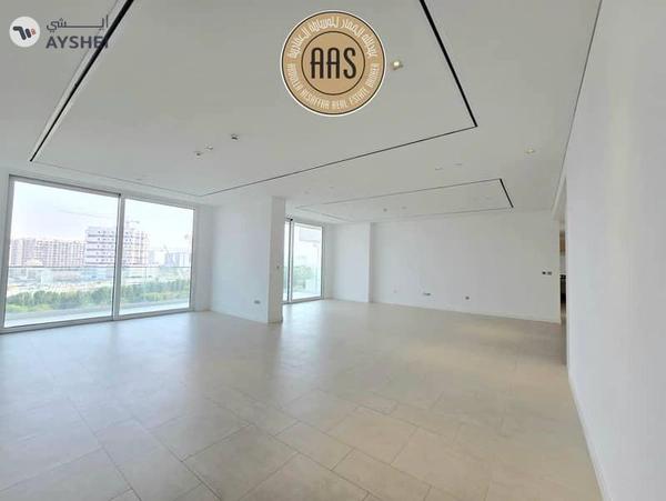 Luxurious Apartment ! Lagoon view ! Fully Fitted Kitchen ! With All Aminities ! Spacious