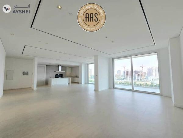 Luxurious Apartment ! Lagoon view ! Fully Fitted Kitchen ! With All Aminities ! Spacious