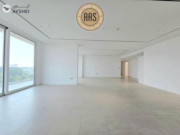 Luxurious Apartment ! Lagoon view ! Fully Fitted Kitchen ! With All Aminities ! Spacious