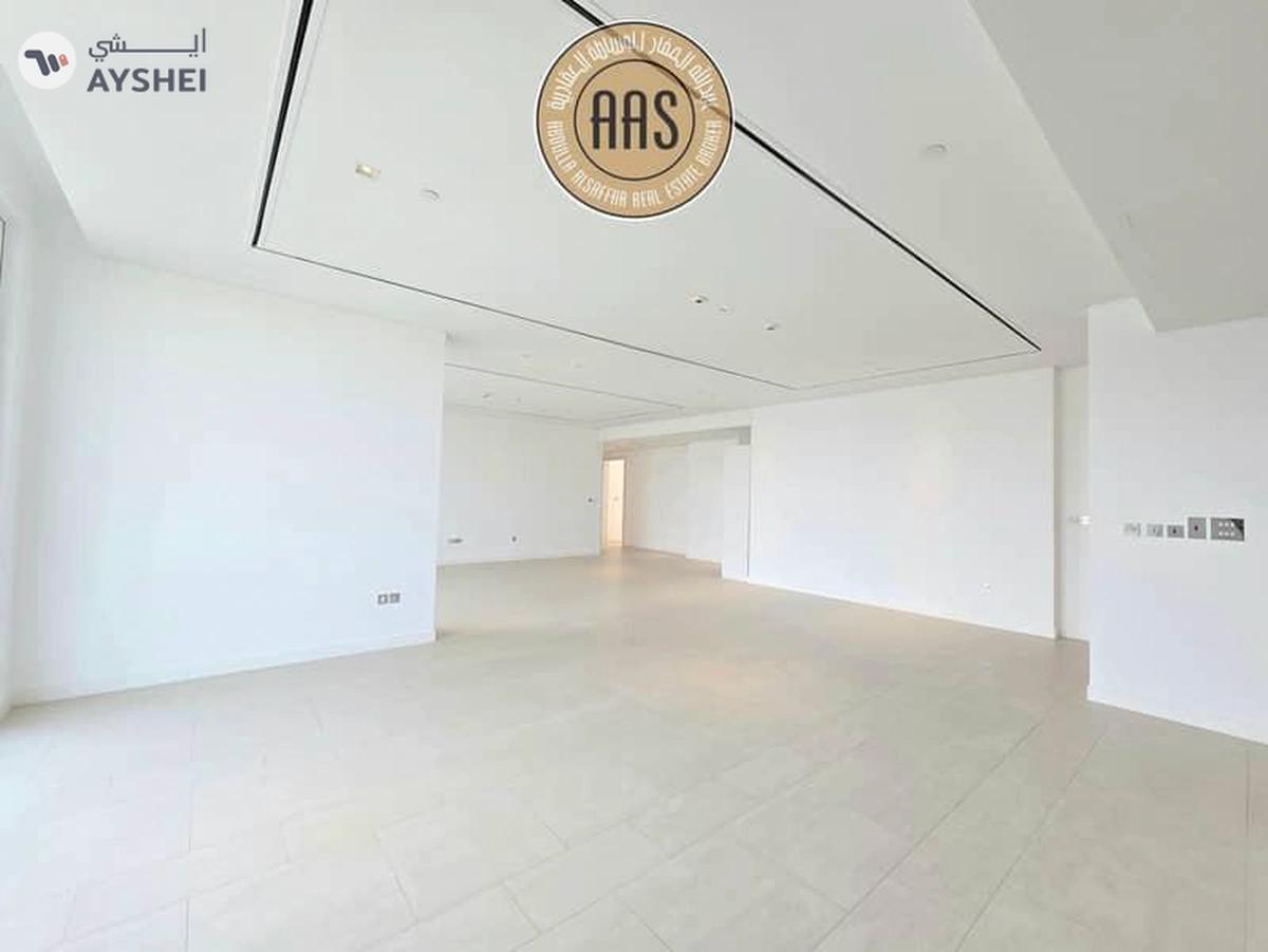 Luxurious Apartment ! Lagoon view ! Fully Fitted Kitchen ! With All Aminities ! Spacious-5-5