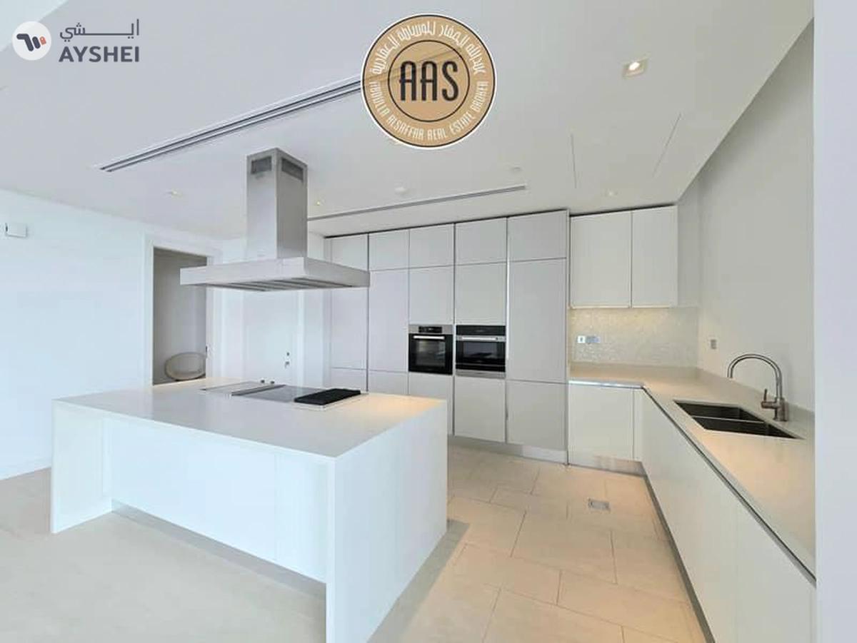 Luxurious Apartment ! Lagoon view ! Fully Fitted Kitchen ! With All Aminities ! Spacious-6-6