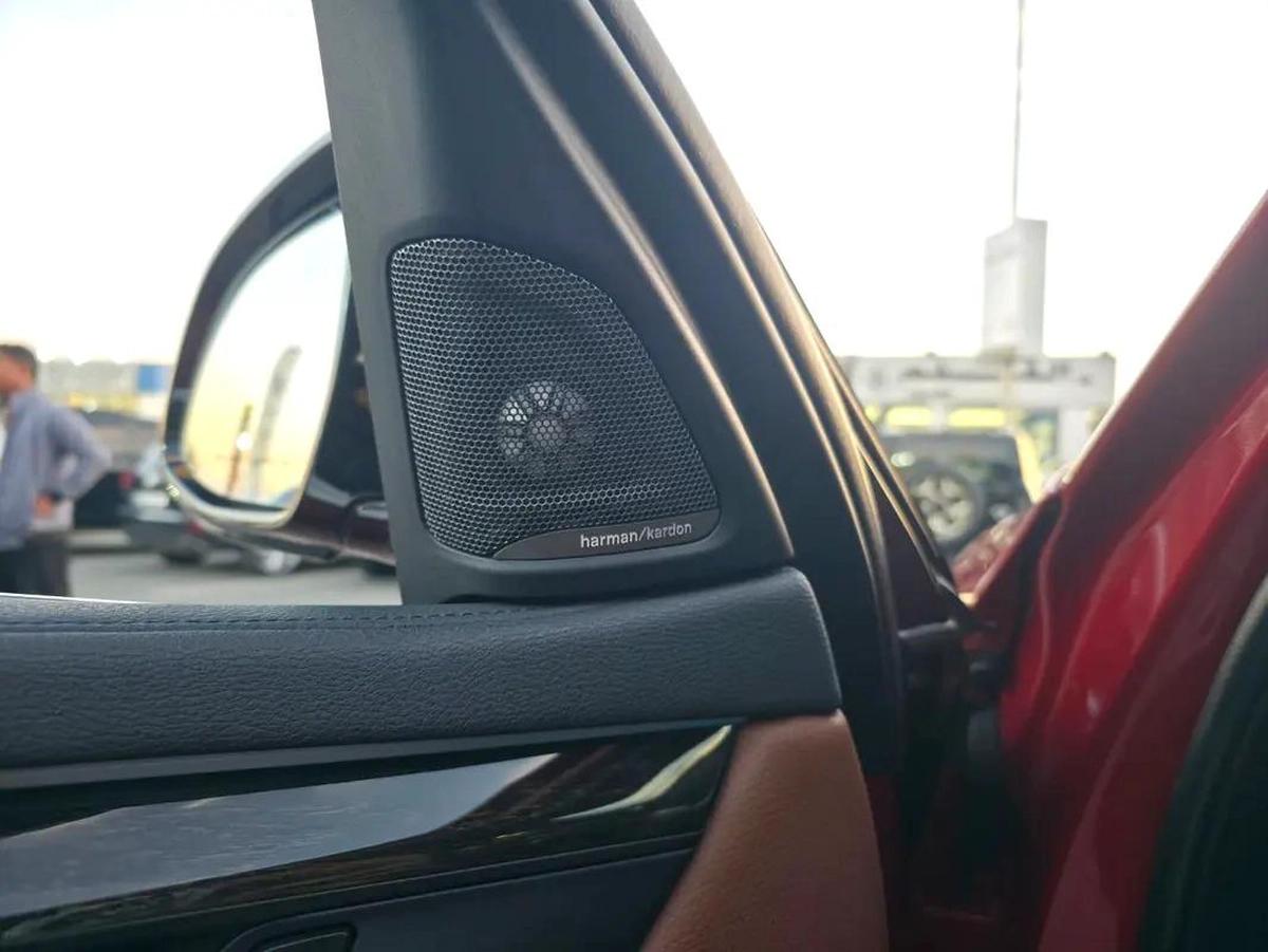 BMW X6 XDrive 3.5 M-Kit Twin Power Turbo Full Option Gcc Single Owner Original Paint Well Maintaind-4-4