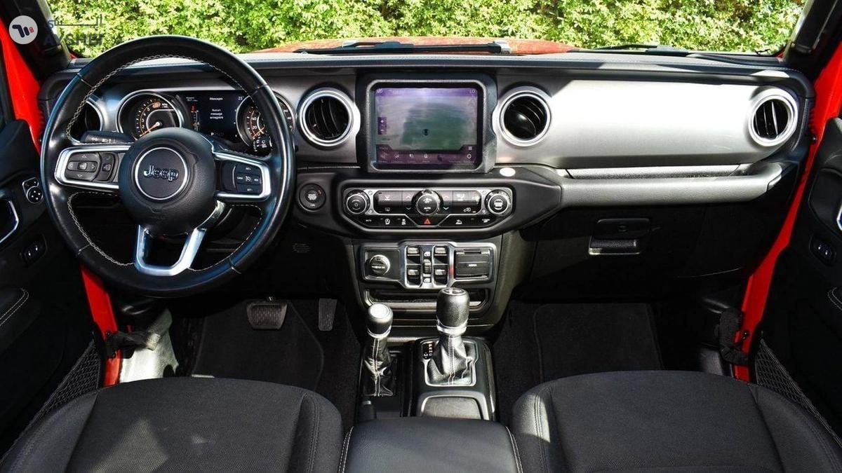 Jeep Wrangler SAHARA Canadian Specs-4-4